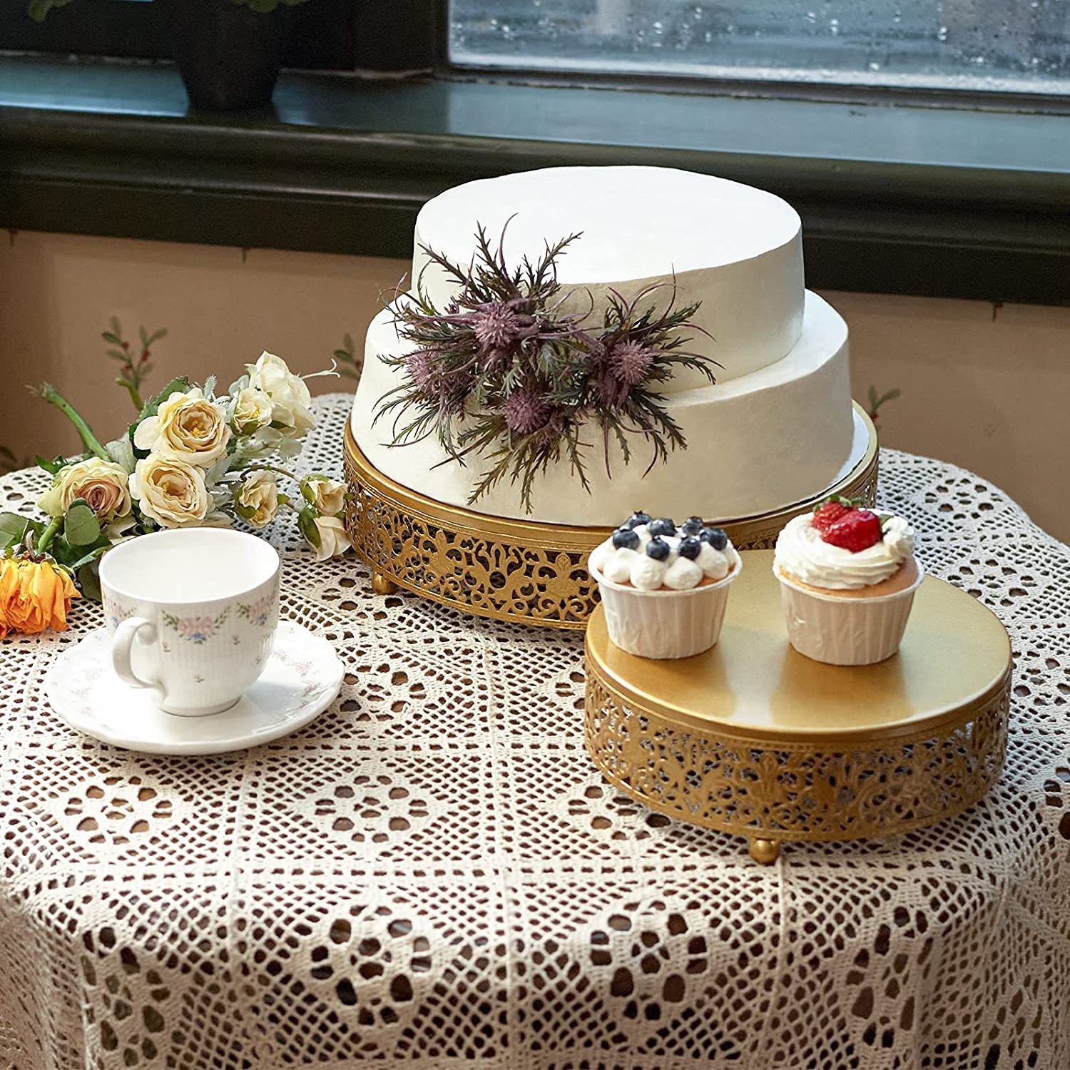 Iron Art European Golden Salto Cake Rack Decoración de fiesta de cumpleaños Rack de postre Productos de metal