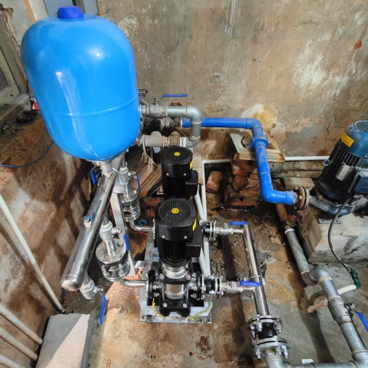 广东厂家直销 全不锈钢无负压成套供水设备,2年保修终生维护