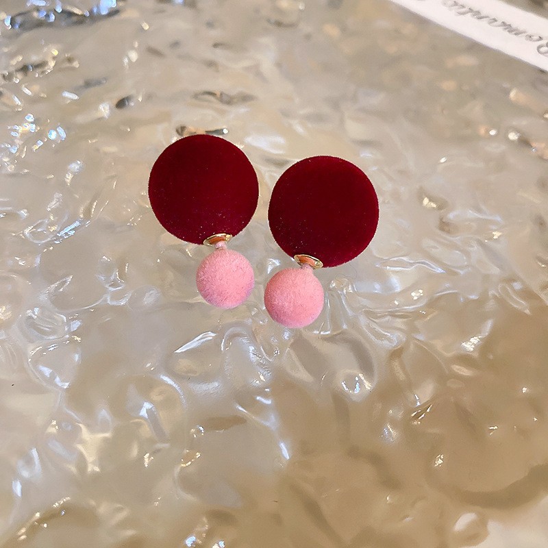 Genuino oro electrochapado aguja de Plata Perla pendientes redondos nicho elegante todo-fósforo pendientes Luz de lujo de alto grado pendientes retro para las mujeres