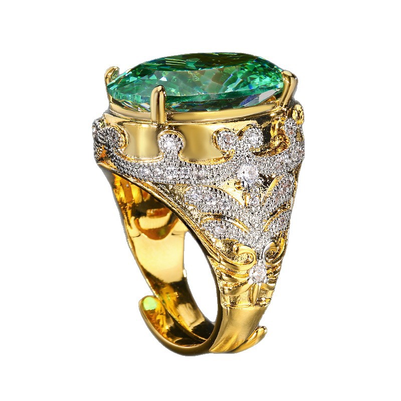 Anel elegante banhado a ouro com gema simulada estilo vintage_voghion.com