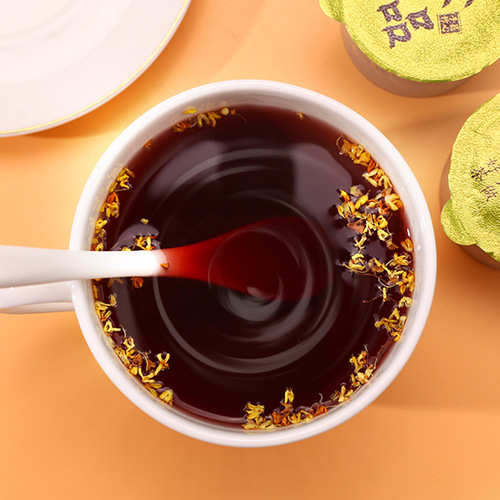 Raw materials: small can of osmanthus sour plum soup, plum blossom, roselle, mulberry tea, summer substitute combination herbal tea, 30 cans