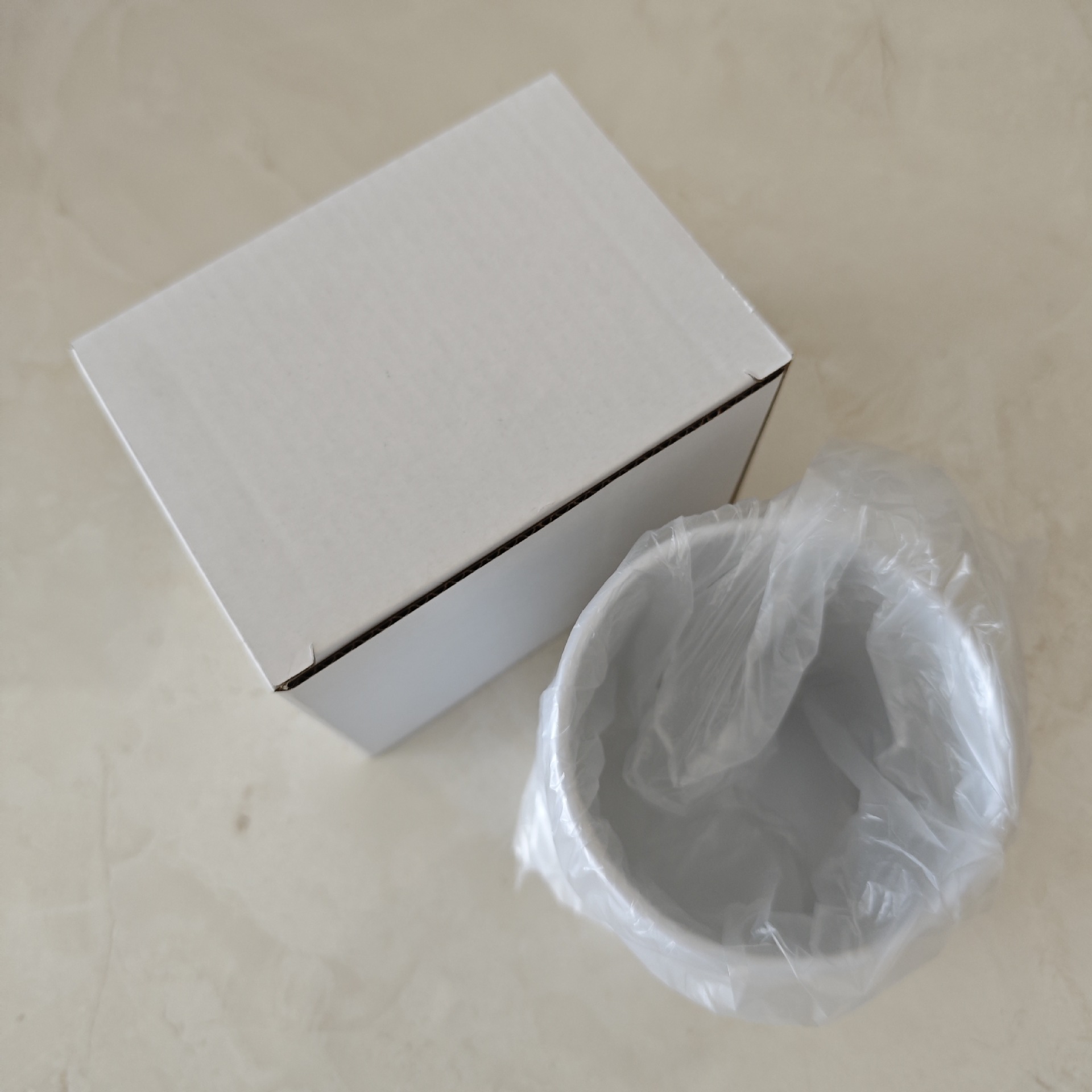 Taza de marca personalizada simple taza de porcelana blanca taza de recubrimiento de transferencia térmica taza de sublimación taza de regalo de festividad taza de publicidad fija