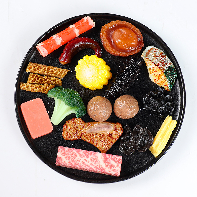 Simulación de material de olla caliente modelo de plato falso shiitake granos de maíz soja calamar kelp lotus piezas de tofu de bambú props