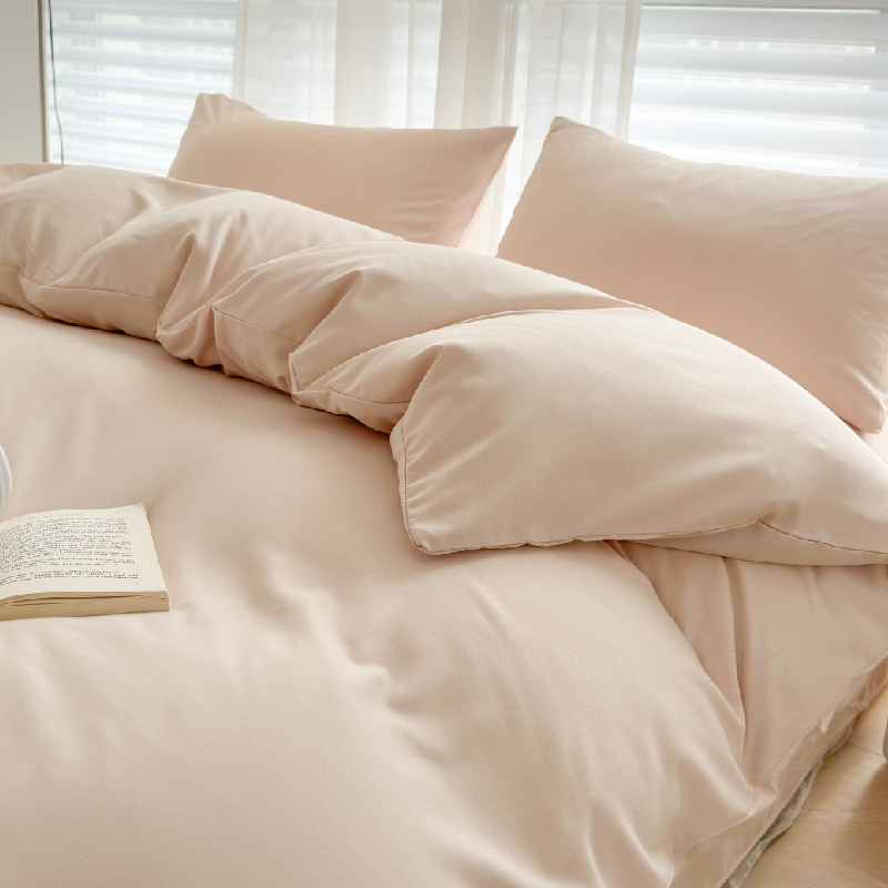 Simple cuatro piezas de color sólido series de colchas de cama dormitorio una sola persona tres piezas de ropa de cama suave piel