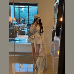 英伦风翻领双排扣收腰系带卡其色风衣女2025秋季新款气质短款外套