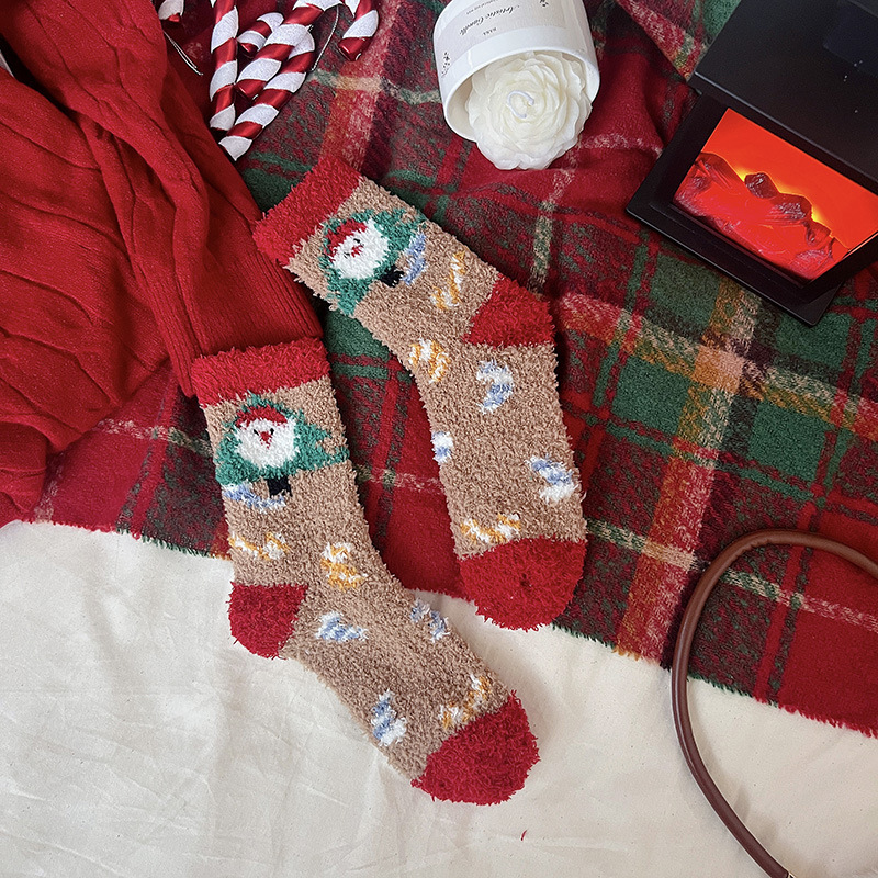 クリスマスの珊瑚の絨毯の靴下の女性の中筒の靴下の秋の冬の保温の月子のベルベットの厚い睡眠の靴下の中筒の靴下|undefined