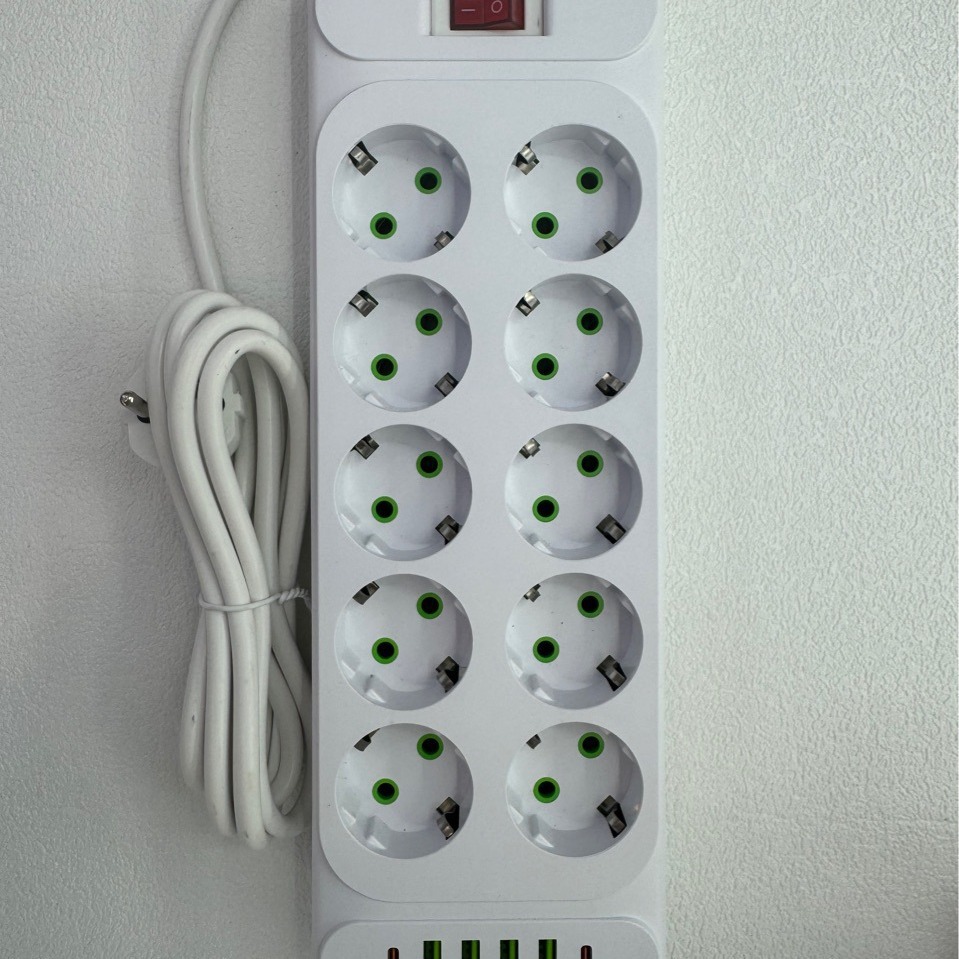 Enchufe EUROPE F35U salida USB de carga EUROPE TYPE-C enchufe Amazon EUROPE suministro de línea