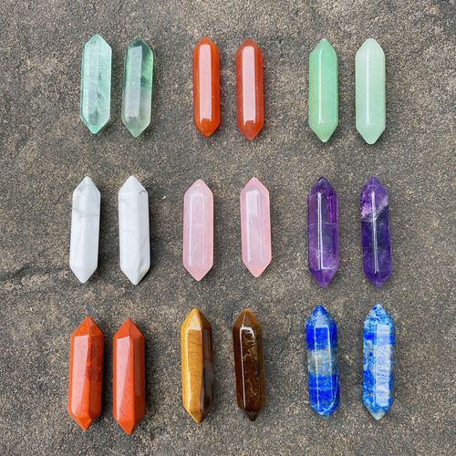 Natural crystal agate jade double-point hexagonal pyramid cut small cylinder, tiger's eye green East Lake hexagonal column