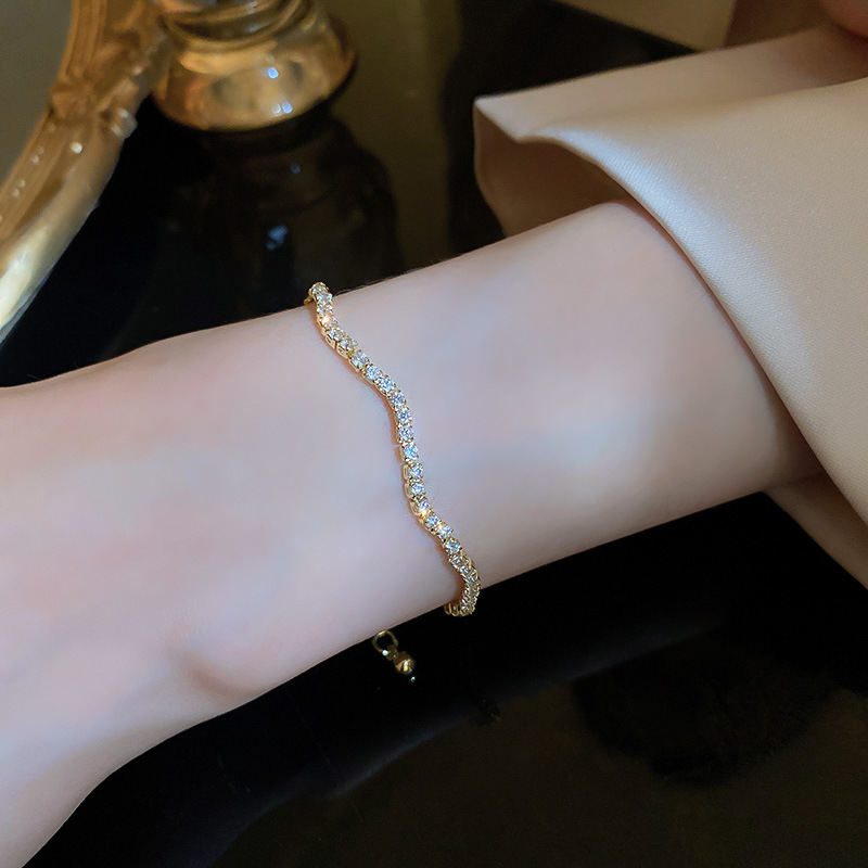 Simple Style Geometric Copper Zircon Bracelets In Bulk display picture 4