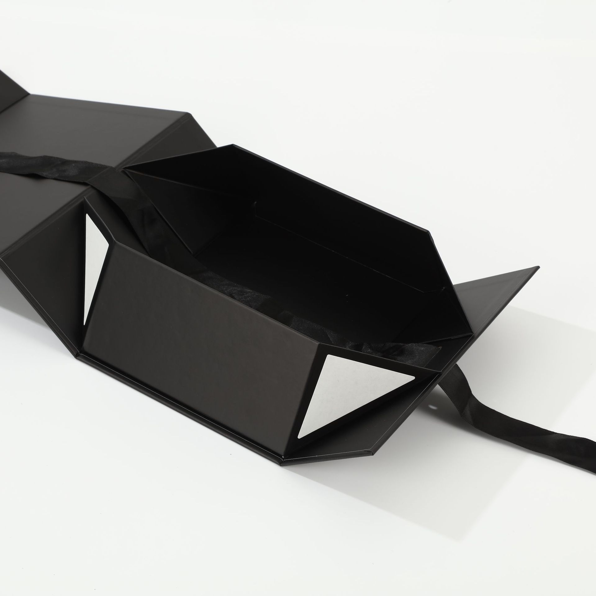 Caja plegable de una pieza, embalaje de regalo negro, caja vacía de color sólido, logotipo de impresión, caja de embalaje de mano, regalo