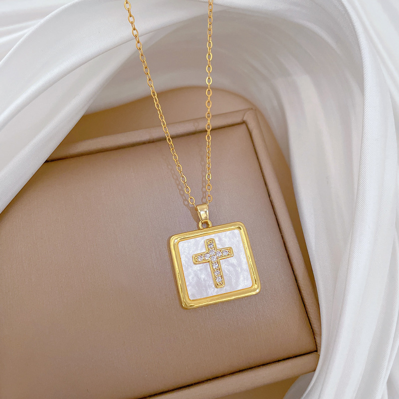 Square Crystal Diamond Collarbone Necklace For Women Titanium_voghion.com