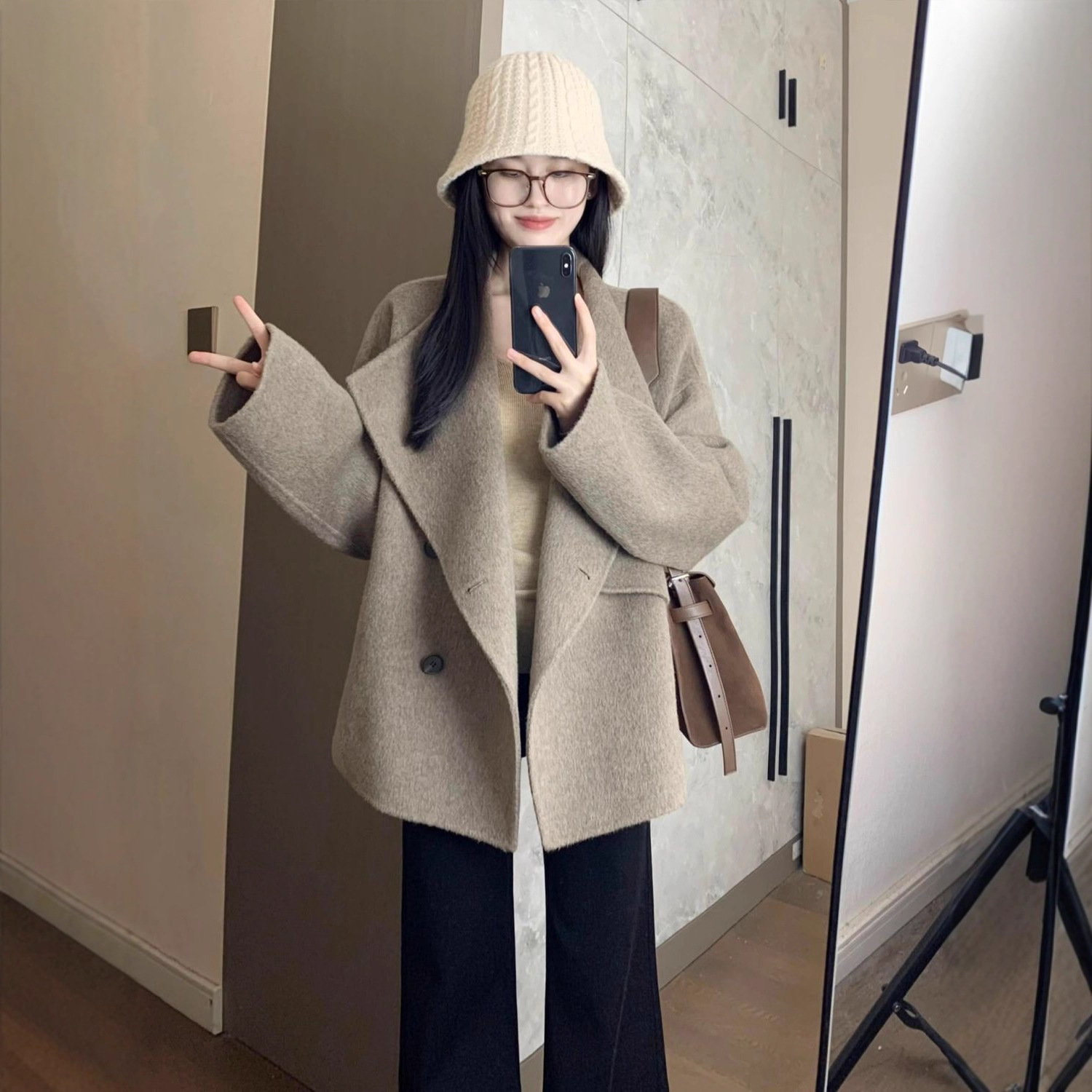 Korean Woolen Outwear for Women 2025 New Style Small Loose Woolen Outwear Elegant Autumn and Winter Style Lazy Style