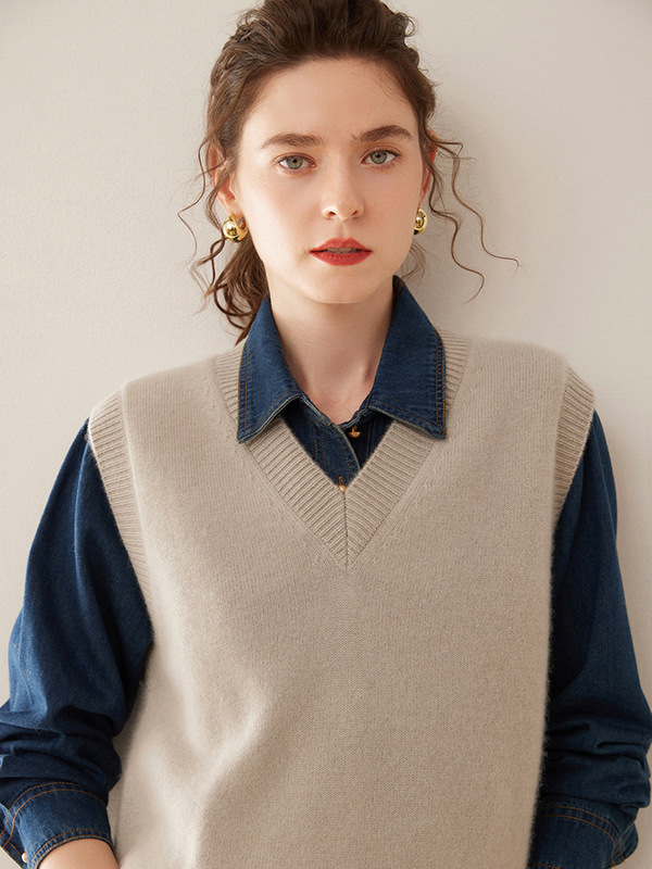 Double-strand thickening is worth entering! Baby Small Cashmere Knitted Vest Women's Loose Sweater Stacked Top Washer