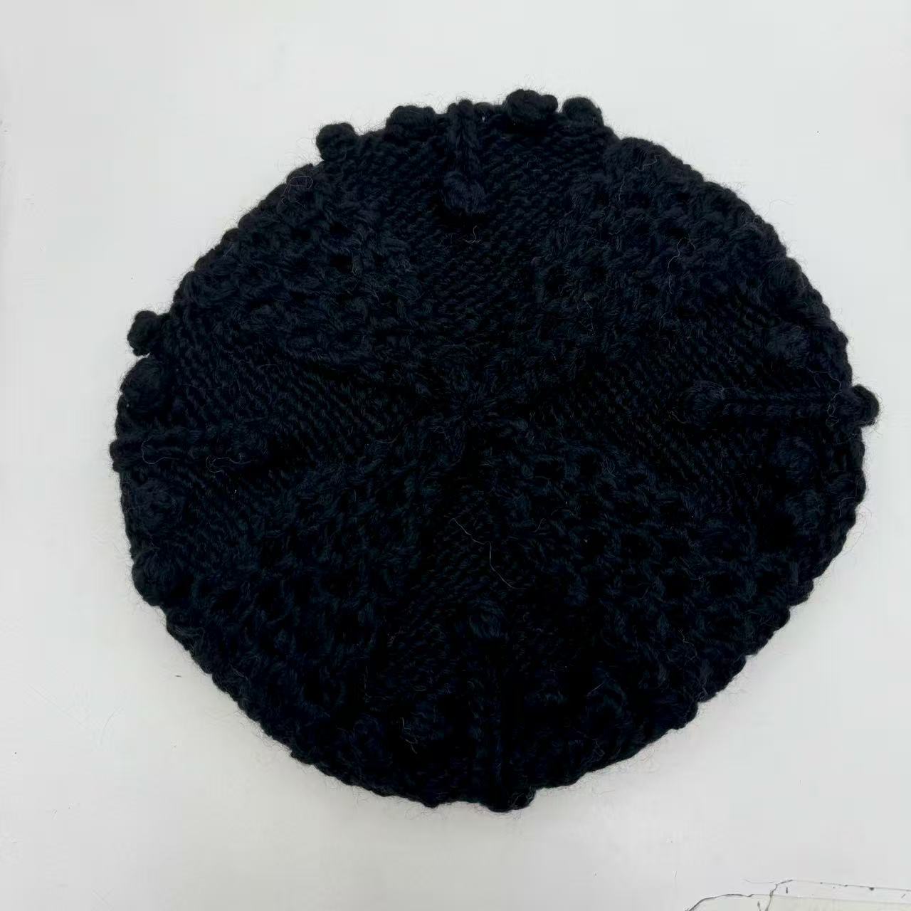 Women's Winter Wool Crochet Beret Handmade Knitted Painter Hat_voghion.com