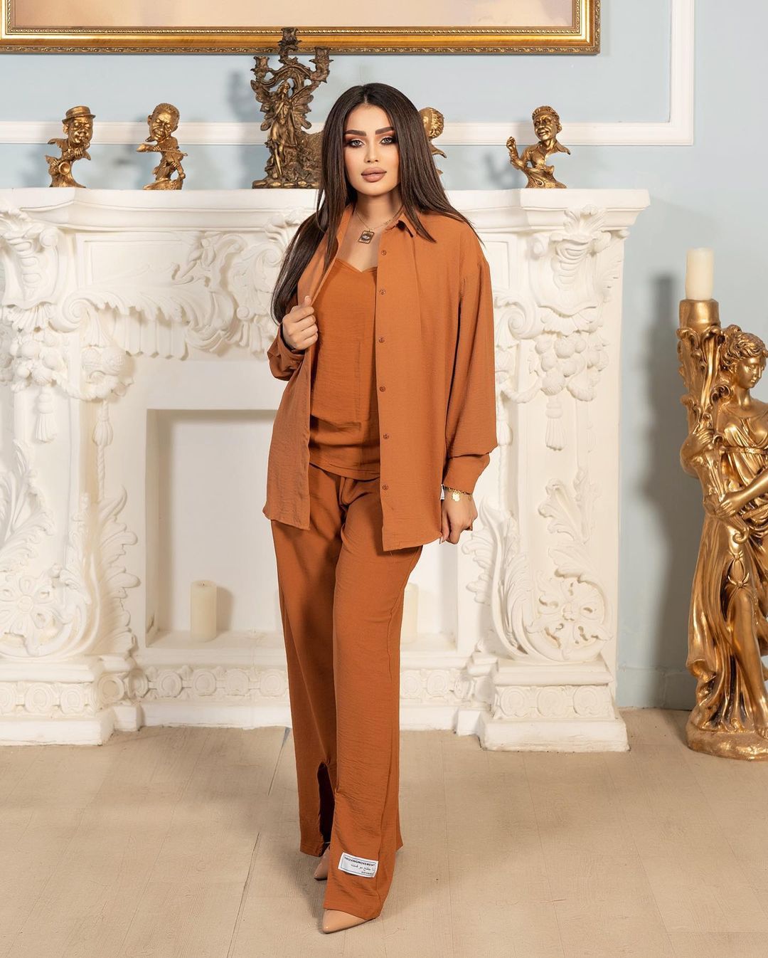 GraceChic Dreiteiliges Set, sofort lieferbar, Naher Osten, Grenzüberschreitend, Arabisch, Herbst 2024, Neue Mode, Ärmelhemd, Weste, Lange Hose_voghion.com