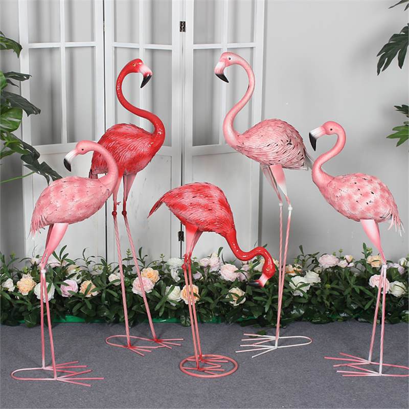 Accesorios de boda, adornos de flamenco de hierro forjado, escaparates del centro comercial de piso a techo, decoración del jardín de la terraza de Meichen, trajes de boda de Mori