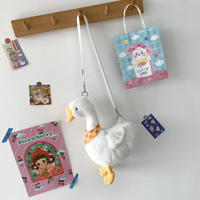 Single Shoulder Strap Strap Type Crossbody Bag Bags Type Daily Occasion Plush Material Women's Small Plush Animal Cute Square Zipper Crossbody Bag