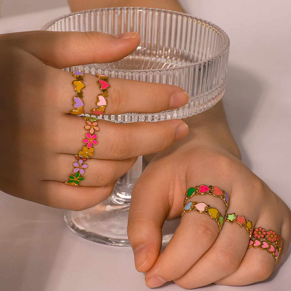 Heart Shape, Flower Pattern Women's Gender Wholesale Jewelry Retro IG Style Heart Shape Flower Titanium Steel Enamel Plating Stainless Steel Rings