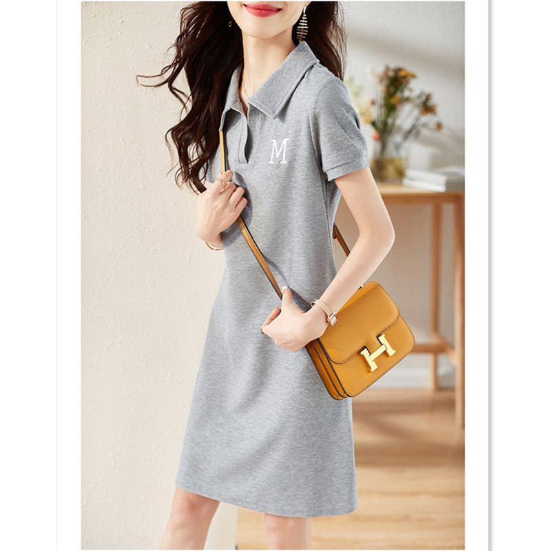 Đầm suông nữ midi phong cách thể thao Hàn Quốc, chữ thêu, màu xám — màu xám chi tiết 2