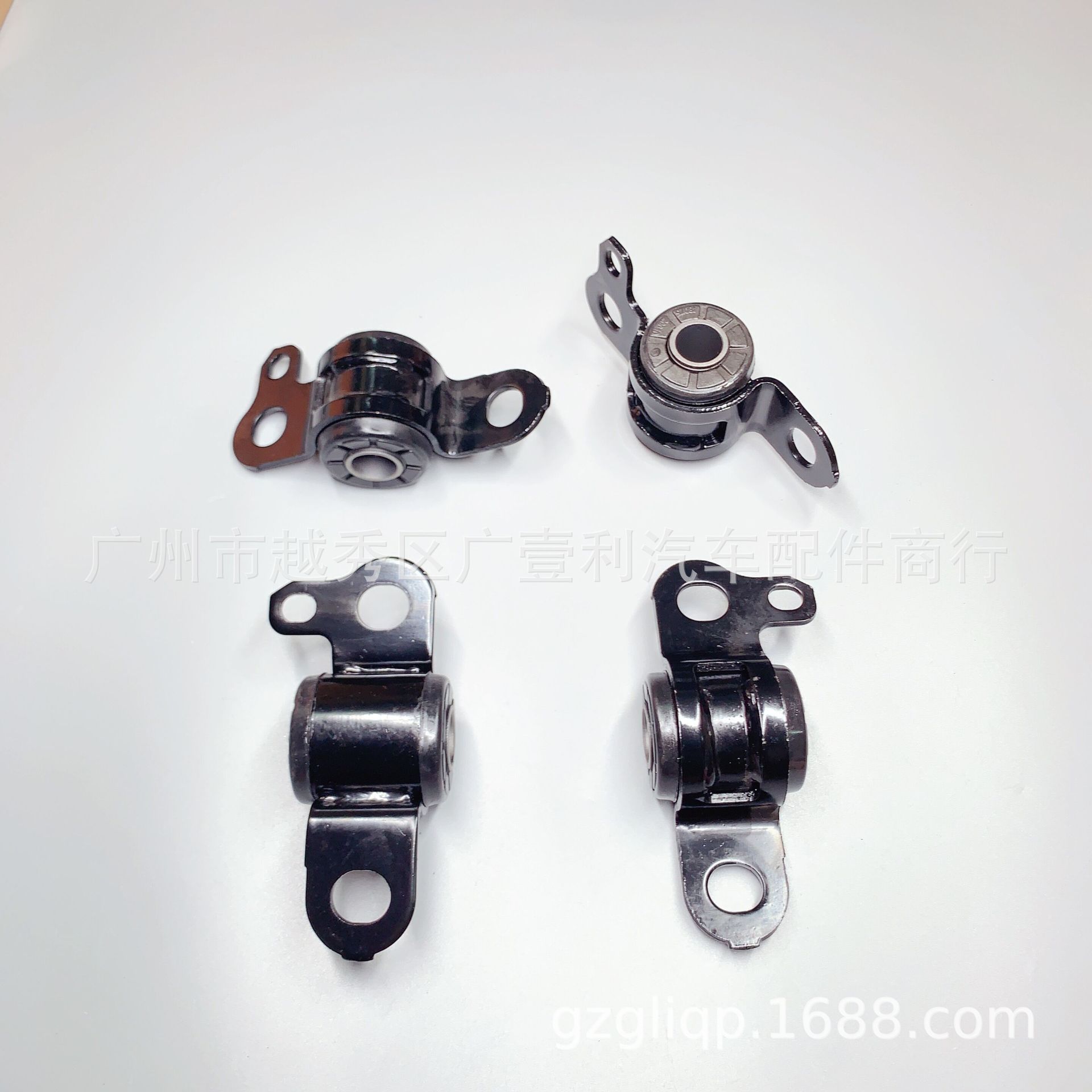 Applicable to 48076-42010 48706-42050 RAV4 SXA11 lower suspension rubber sleeve LH
