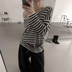 针织衫女秋季2025新款高级感慵懒风露肩镂空条纹宽松长袖毛衣罩衫
