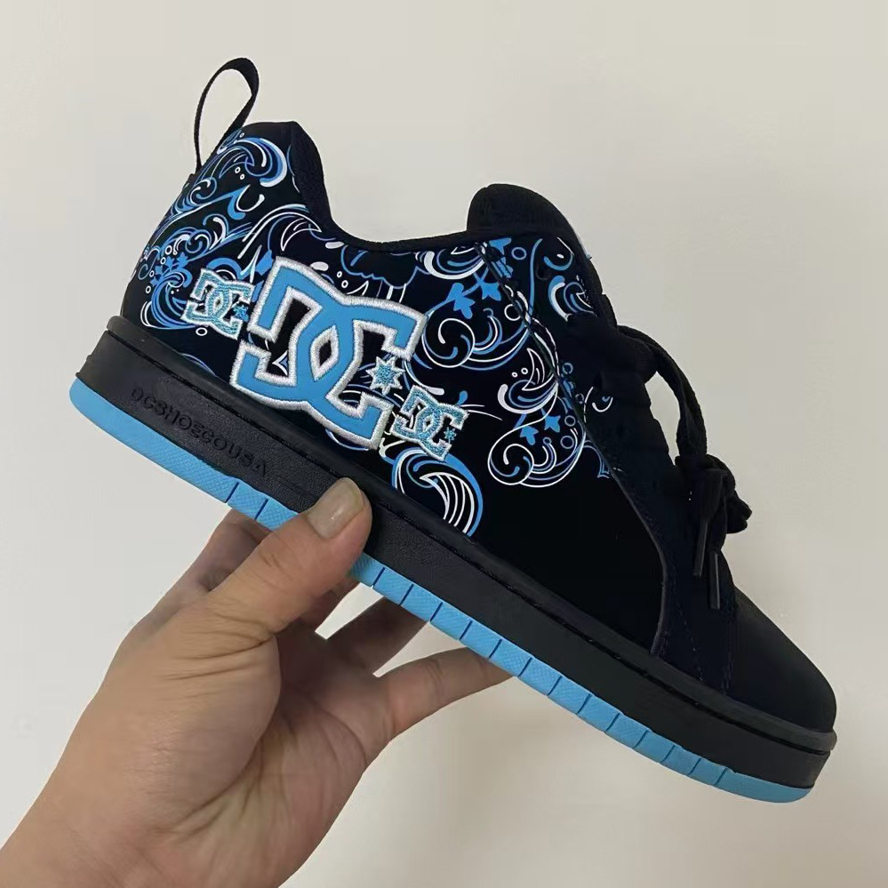 Comercio exterior transfronterizo al por mayor DC zapatos casuales zapatos de skate hombres y mujeres zapatos deportivos de estilo europeo y americano zapatos de estilo de estilo de vaca ancho zapatos de moda