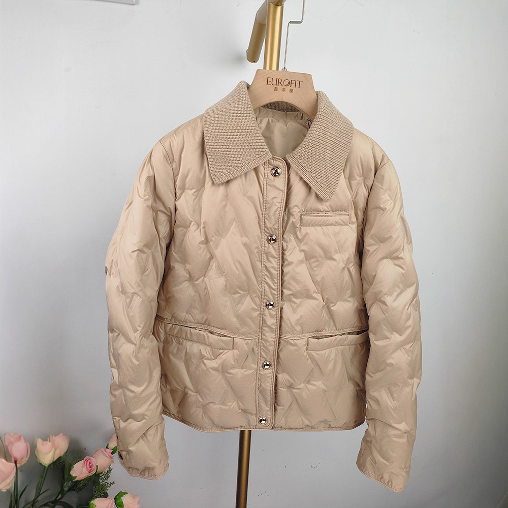 Lightweight down Jacket Women's Short Style 2025 Winter New Style Small Fashion Classy White Duck down Patchwork Jacket for Women