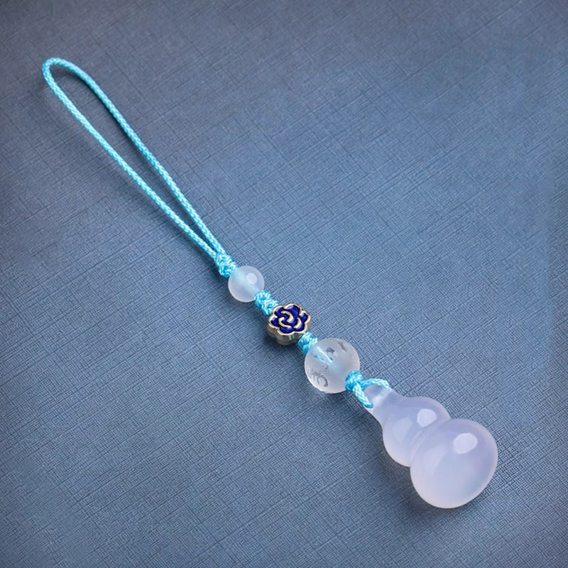 Natural Chalcedony Gourd Pendant Car Keychain U Disk Pendant Bag Accessories Mobile Phone Chain Creative Gift