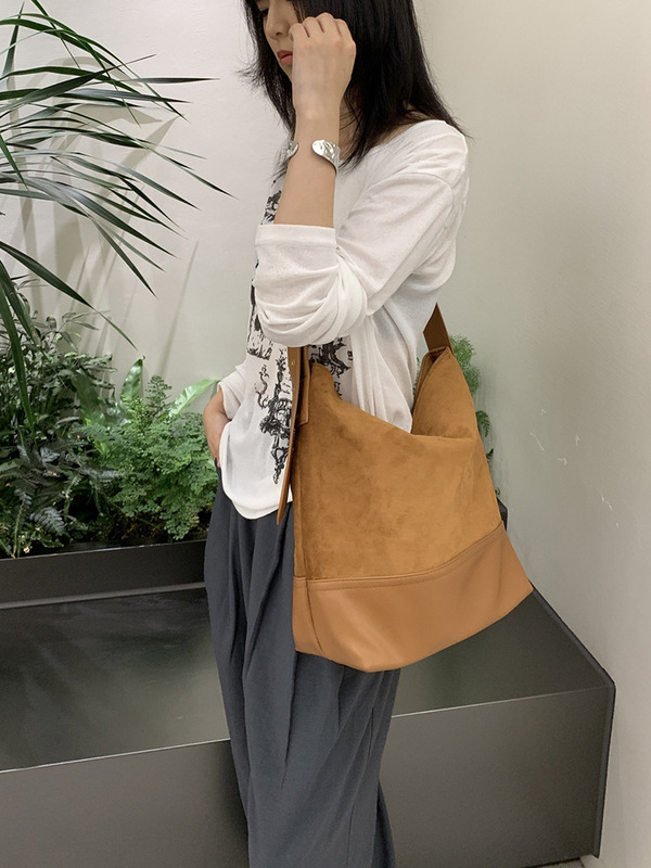 乔戈初秋新款复古水桶包绒面大容量包包日常通勤单肩斜挎包女士包|undefined