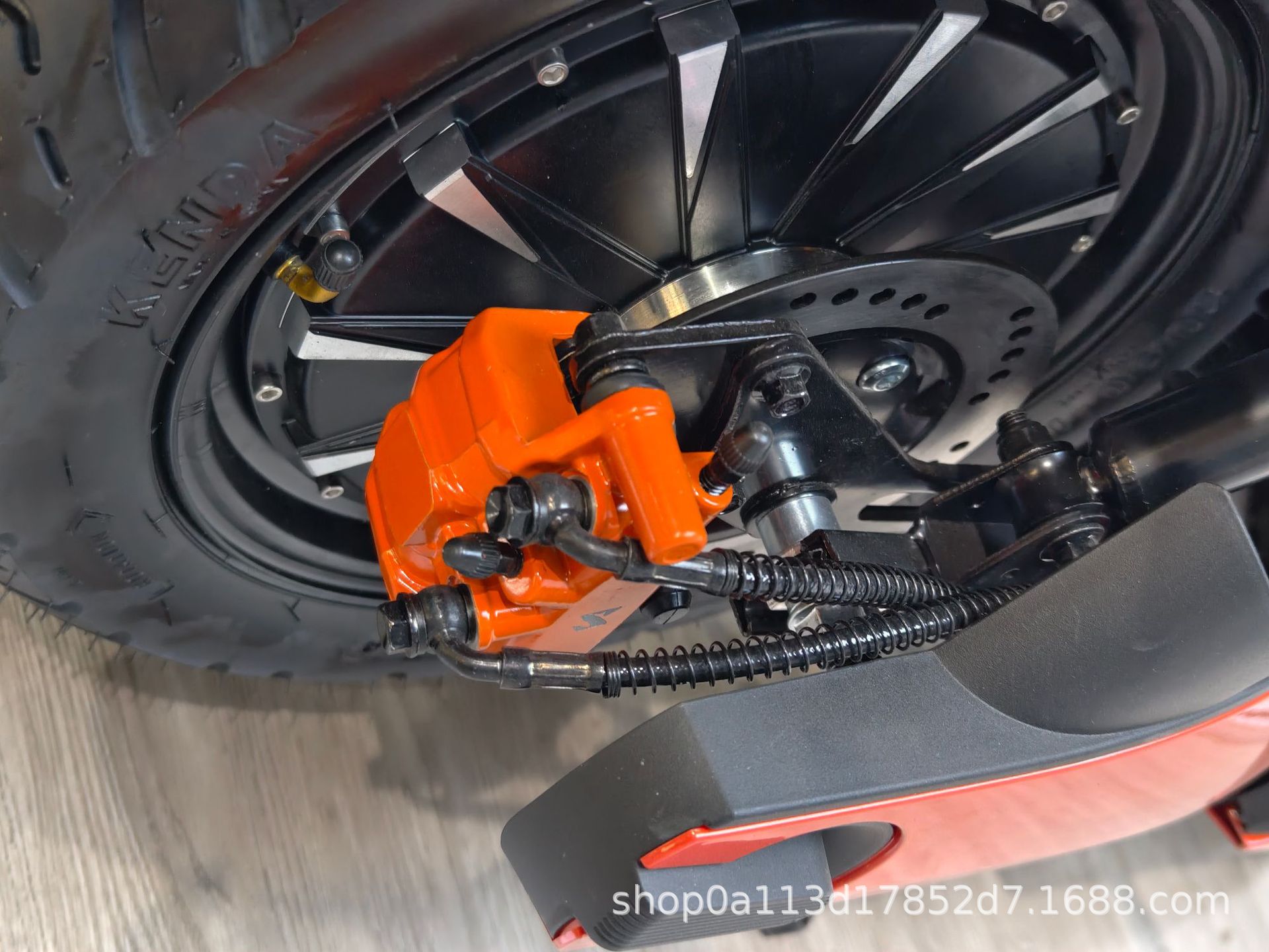 Cross-Border Nuclear Explosion Electric Vehicle 72V Adult High-Performance Electric Motorcycle Battery Vehicle High-Speed Pedal Electric Motorcycle Super Long