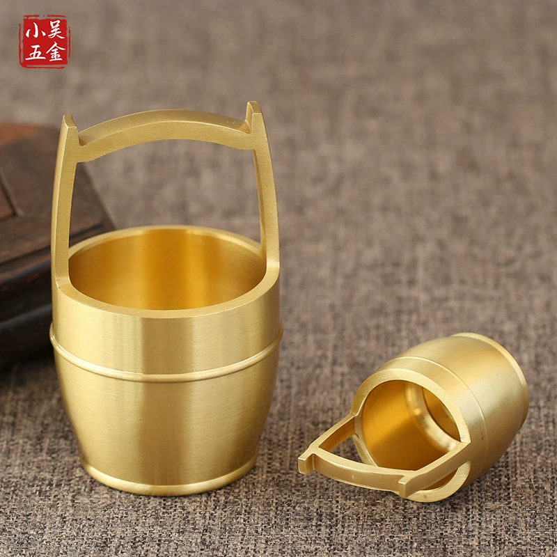 Ведро из золотой латуни настольное украшение Латунное маленькое ведро ремесла Гостиная Офис Фен-шуй креативный Ретро подарок