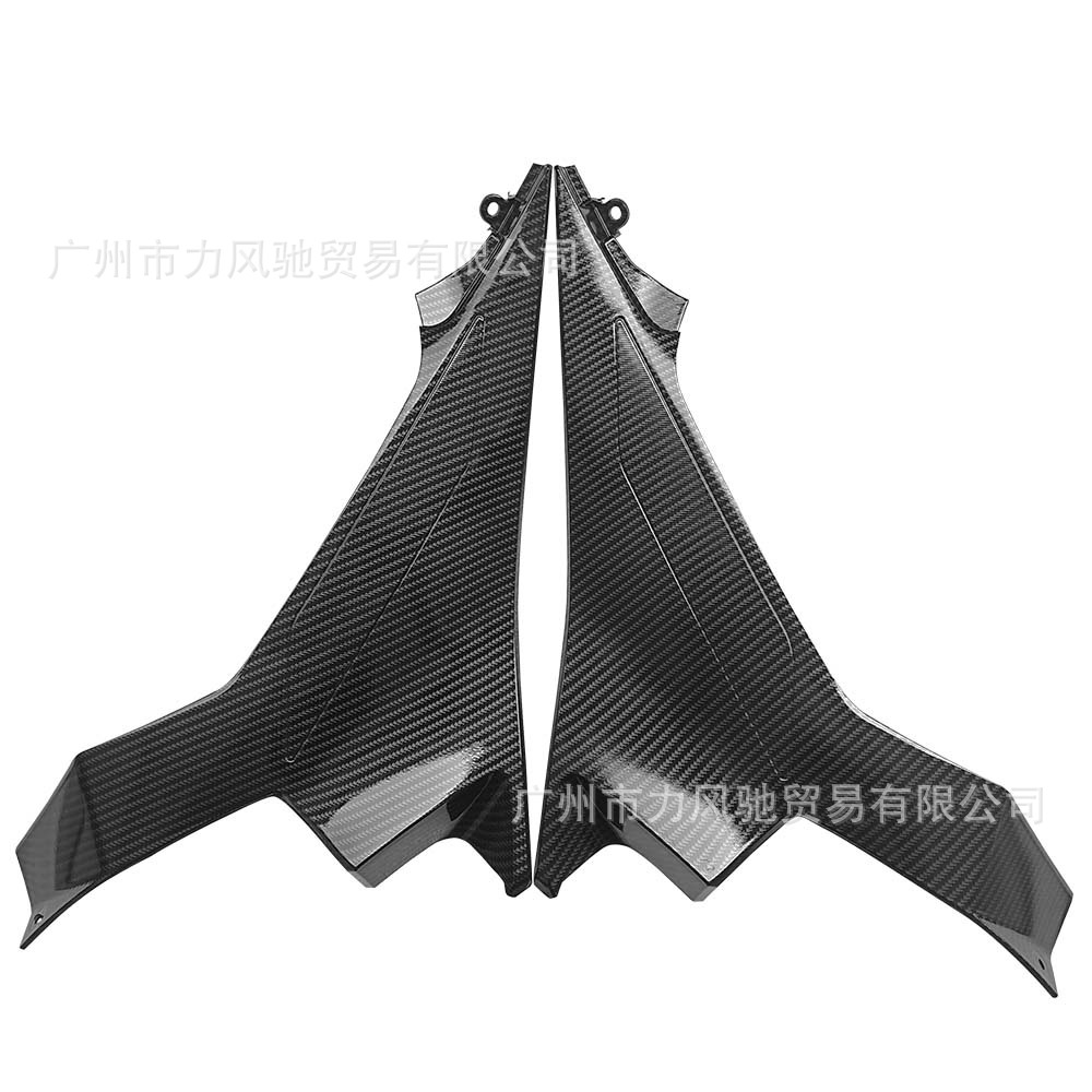 Adecuado para Kawasaki Ninja NINJA400 18-22 modificación de la cubierta del tanque de combustible izquierda y derecha placa lateral placa lateral de la carcasa patrón de fibra de carbono
