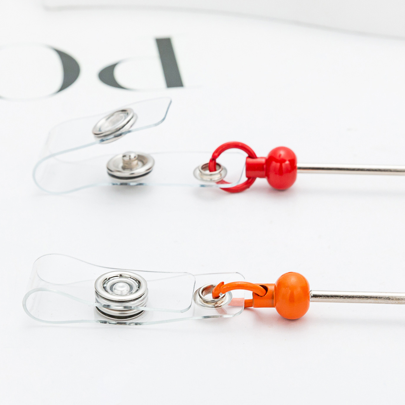 Cubierta de tarjeta retráctil fácil de tirar hebilla creativa perlas llavero retráctil hebilla de trabajo placa de identificación fácil de tirar hebilla de cable