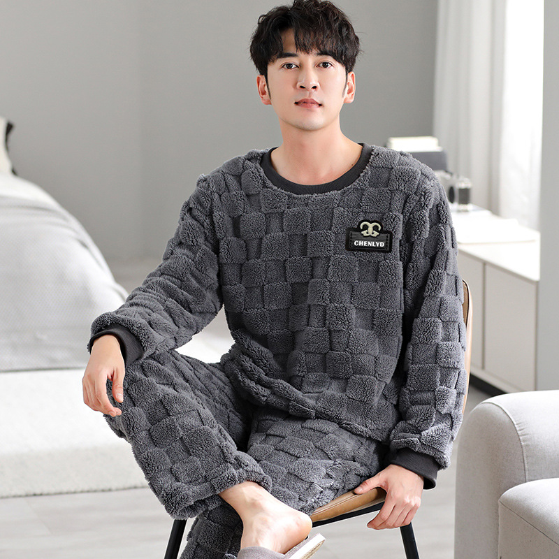 2023 pijamas de lana de coral de invierno para hombres cálido y grueso forro de felpa simple ropa de abrigo casual homewear