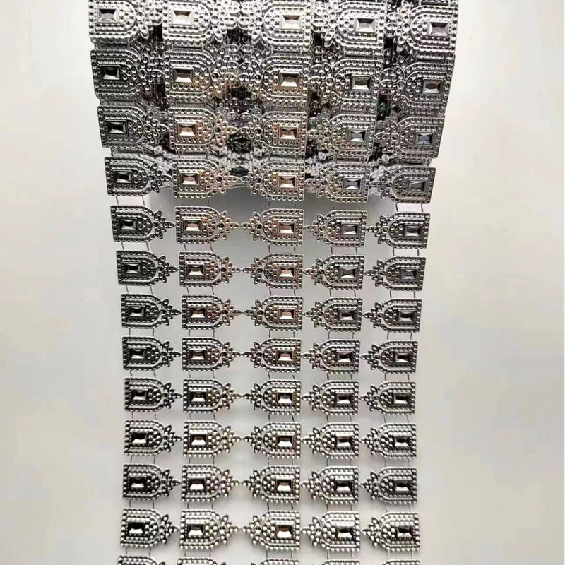 Costume Accessories, Rhinestone Clothing Accessories, 5-Door Type Jewelry Wholesale, Rhinestone Plastic Strips, Decorative Items