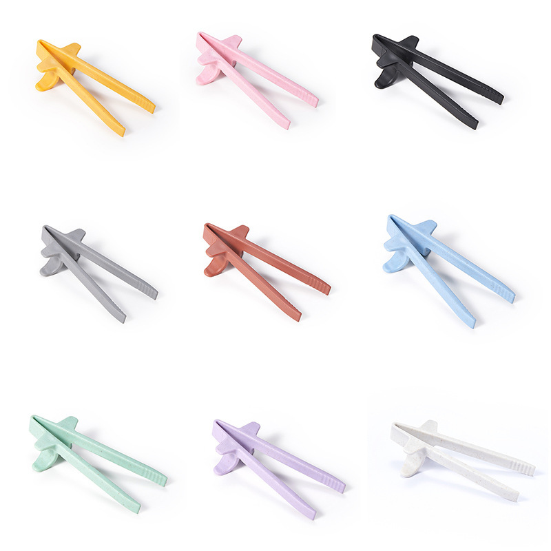 New Finger Chopsticks Lazy Gamer No Dirty Hands Potato Chips Snack Clip Wheat Straw Mobile Phone Auxiliary Accessories New Finger Chopsticks Lazy Gamer No Dirty Hands Potato Chips Snack Clip Wheat Straw Mobile Phone Auxiliary Accessories