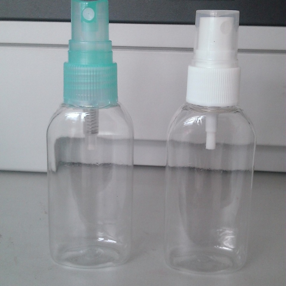 厂家直销55ml -60ml 塑料喷雾瓶  塑料扁瓶  精油瓶