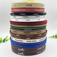 Xiaohongshu ビッグブランドロゴ小さな香りの弓ジュエリープリントウェビングリボンフラワーギフトボックス包装靴ひも