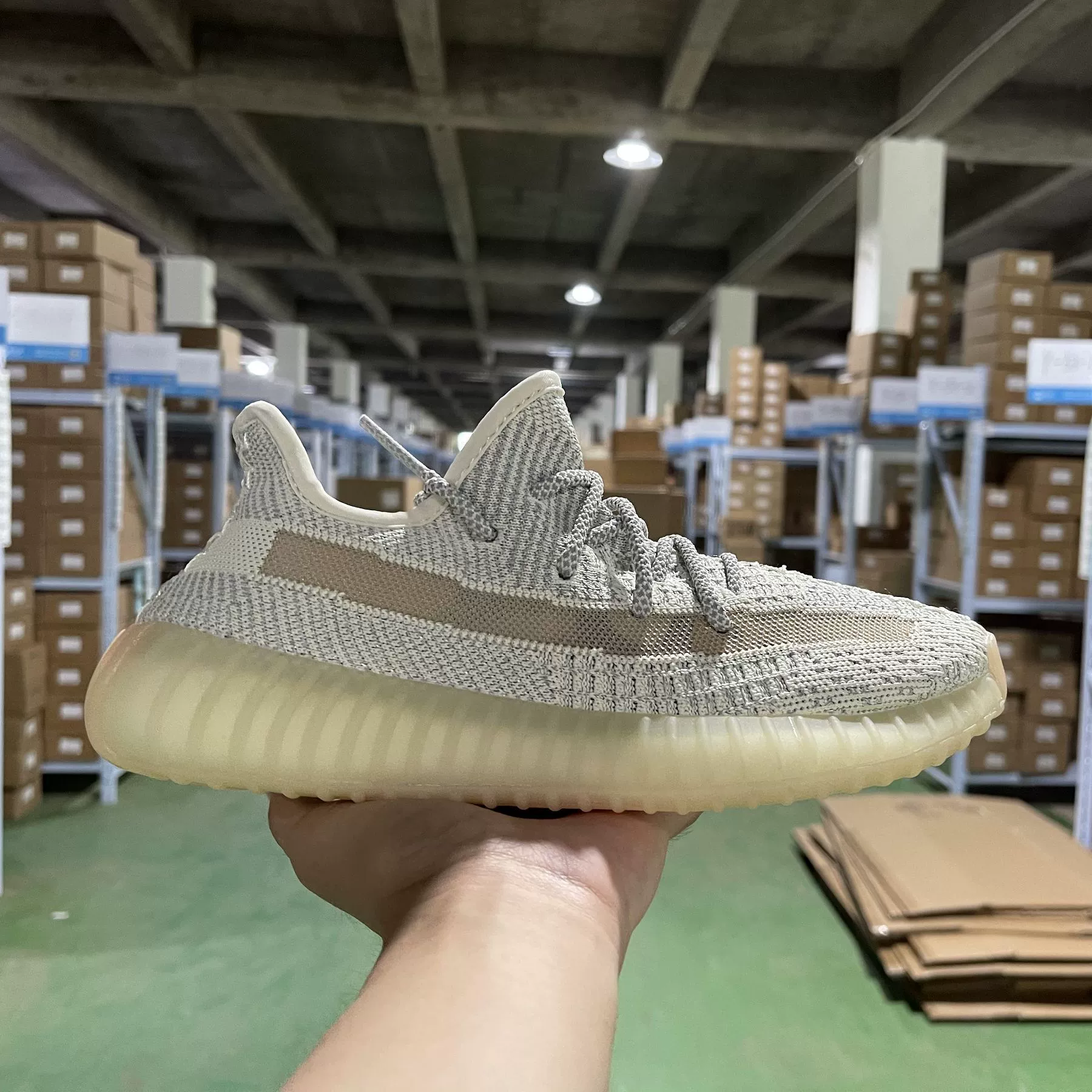 Женская обувь, оригинальные кроссовки Yeezy Yeezy 350 V2, полностью белые, с эффектом звездного неба, мужские кроссовки Putian, чисто белые.