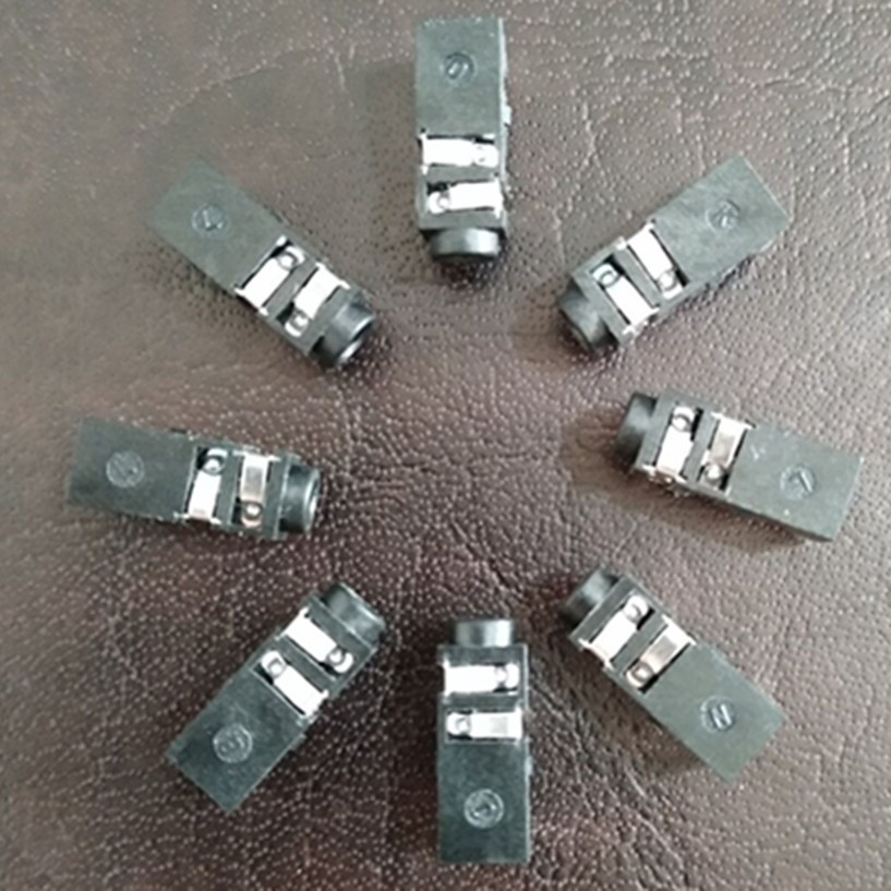 耳机插座PJ208B电子产品接口器具用产品2.5插件耳机插座