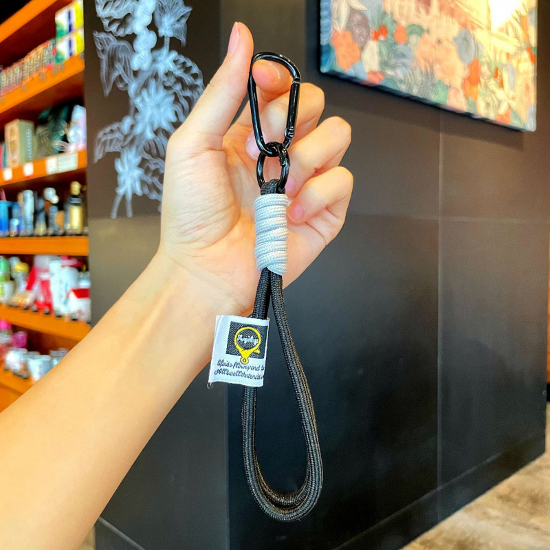 シンプルなスタイルの手織りロープコントラストカラーストラップキーホルダー携帯電話ケースポータブルストラップ DIY トレンディなニッチペンダント|undefined