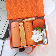 オレンジ色の軽い贅沢ファッションのお土産セット会社の年次総会のプレゼント社員の誕生日福利厚生結婚誕生日満1歳の学生