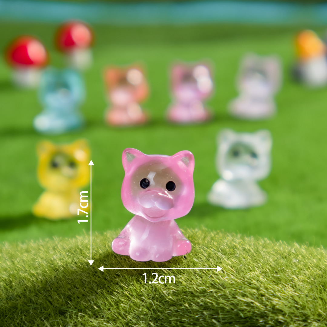 야광 작은 동물과 새끼 고양이의 혼합 팩