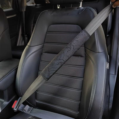 Jdm Car Seat Belt Shoulder Pads Embroidered Personalized Seat Universal for All Seasons Interior Shoulder Protection Cover