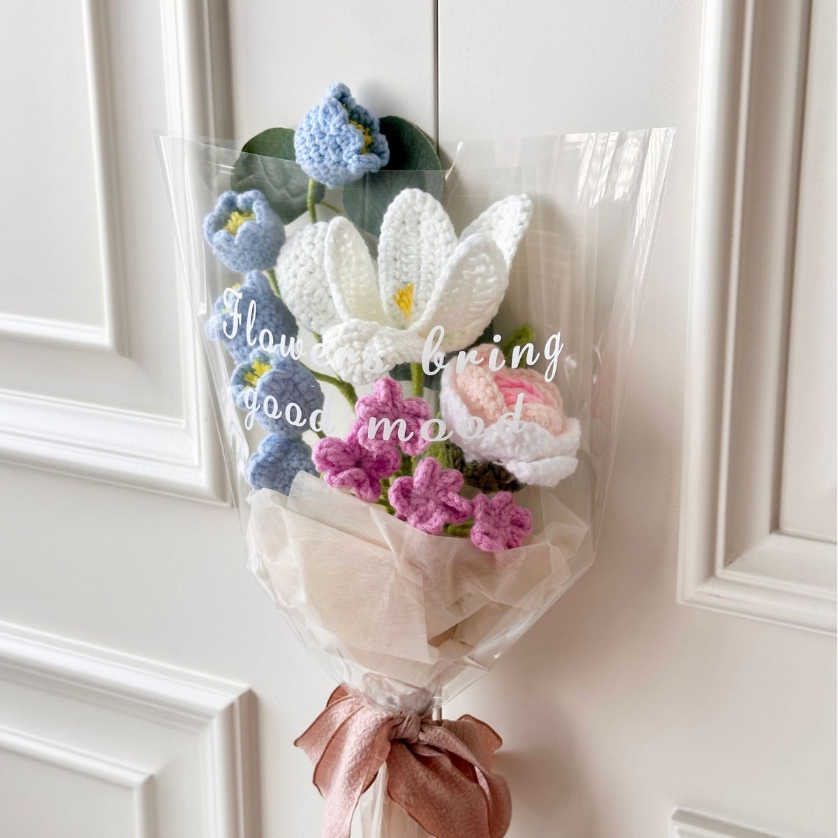 Tulipanas blancas florecientes