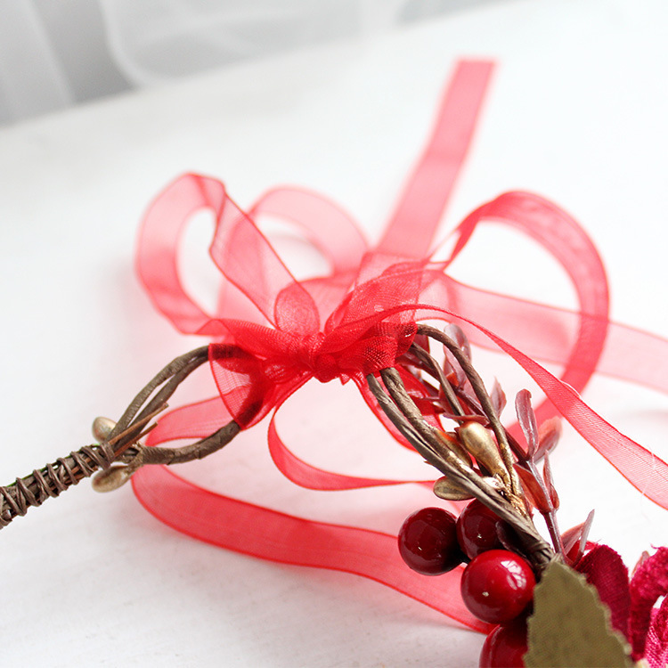 Christmas Wreath Bride Headpiece With Red Artificial Berry Decor_voghion.com