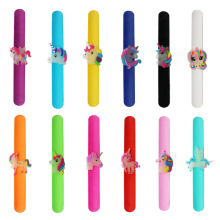 跨境wish饰品夜光硅胶拍拍圈手腕带卡通独角兽啪啪圈手环