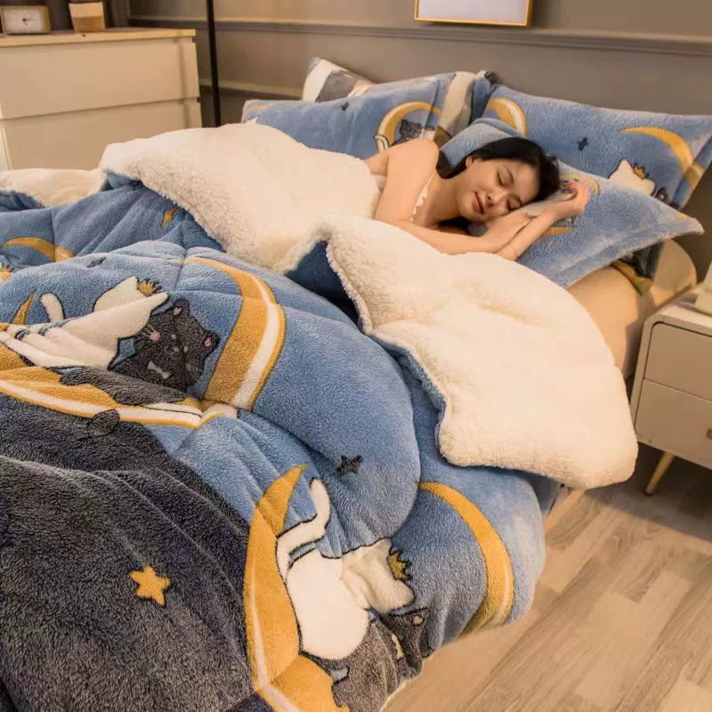 Winter double-sided keep warm duvet, with snowflakes, increased thickness