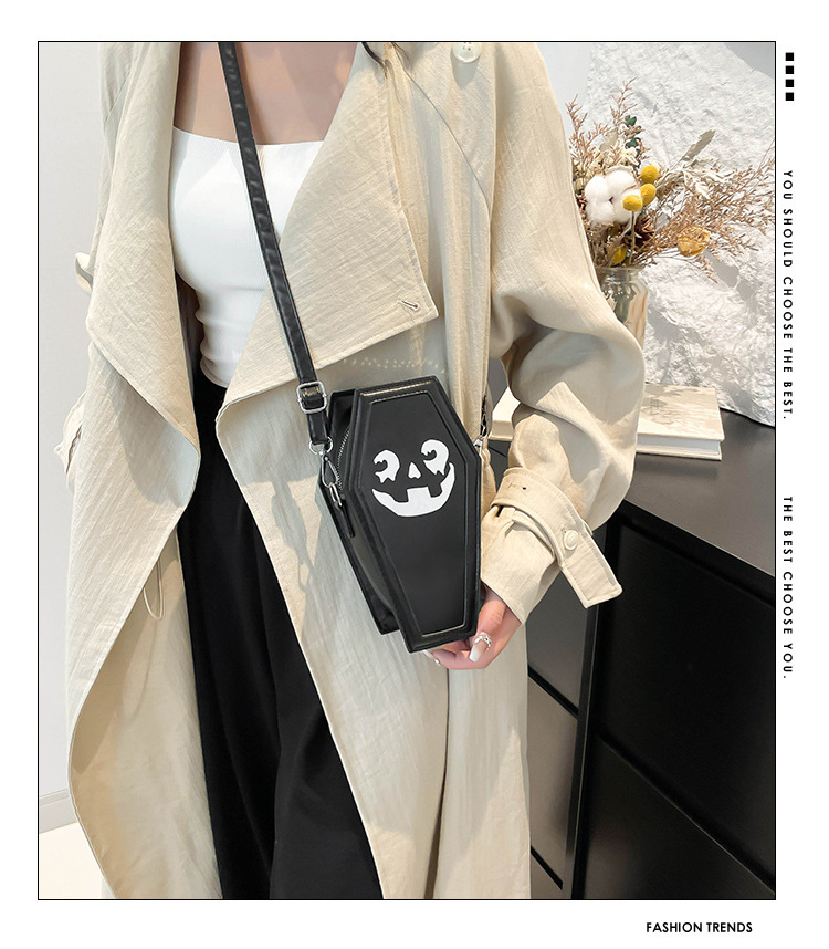 Halloween Women's Pu Leather Pumpkin Cute Ghost Square Zipper Shoulder Bag Crossbody Bag display picture 1