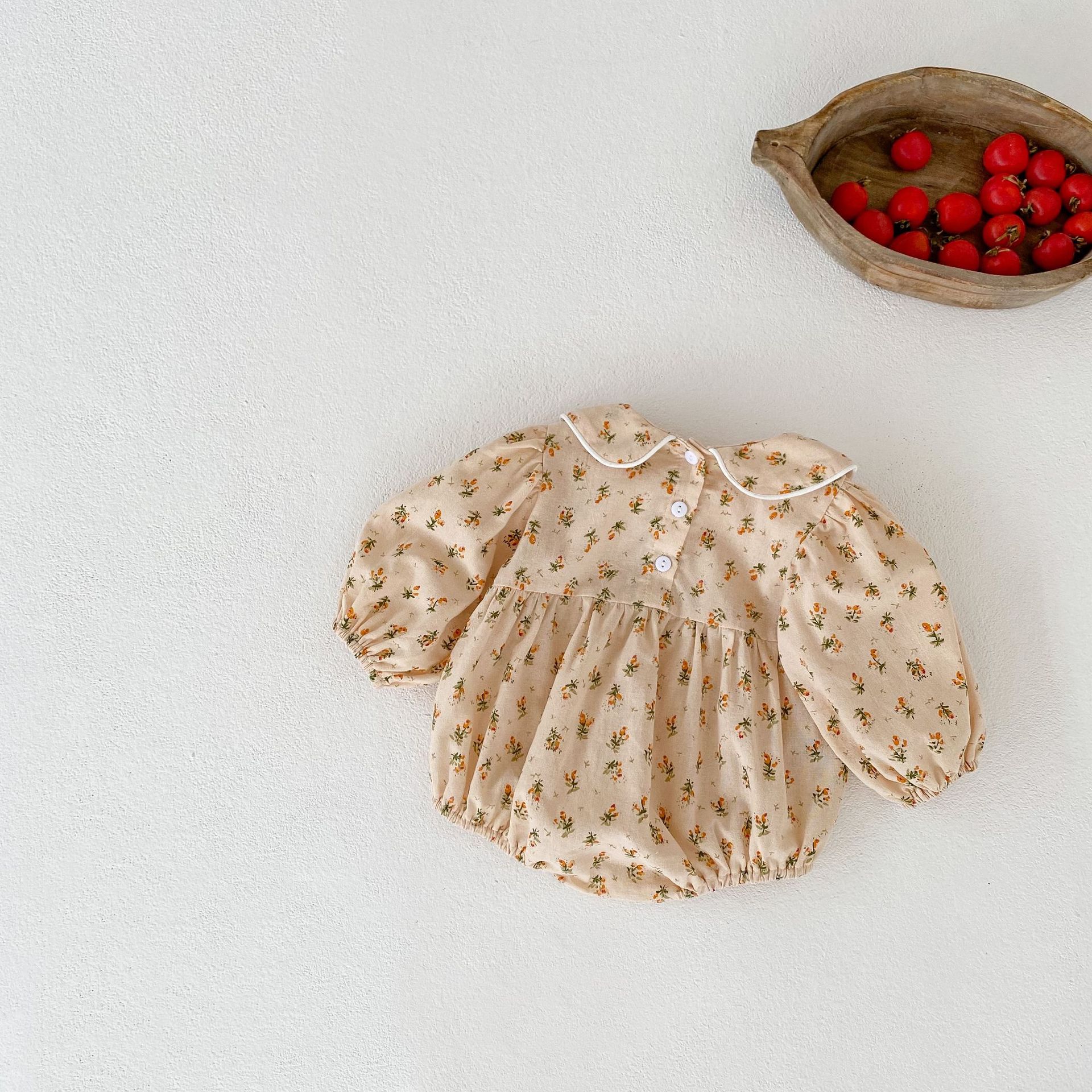 Ins 2024 autumn outfit girl baby doll collar floral long sleeved triangle Ha crawling clothes jumpsuit_voghion.com